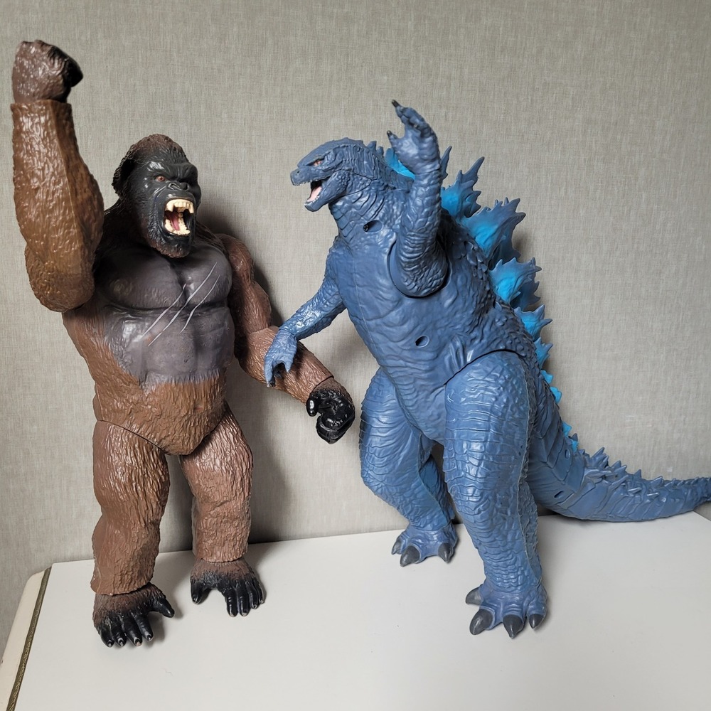 Godzilla vs. Kong 11" Giant‎ Action Figure Lot - Playmates Monsterverse